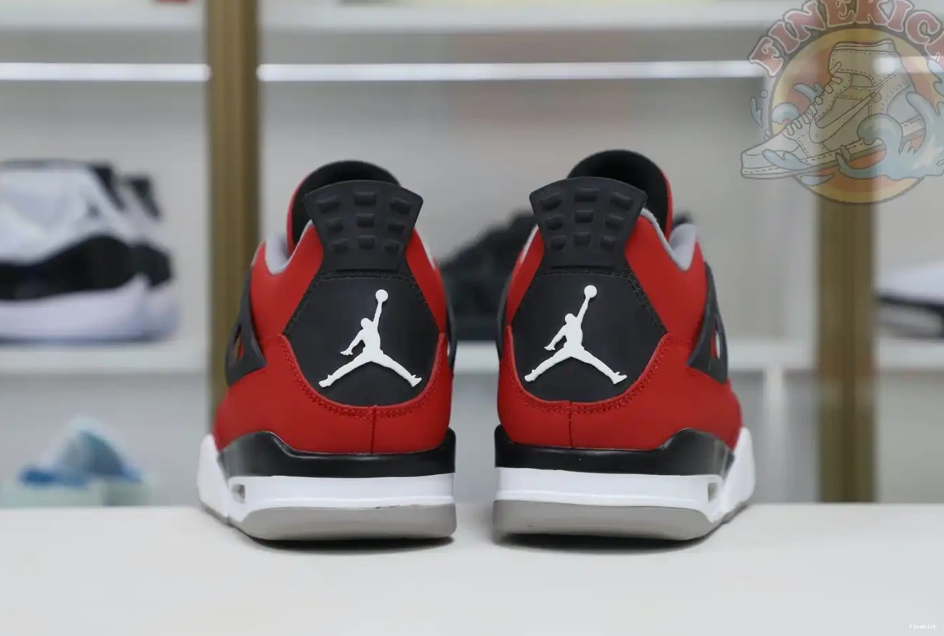 Bravo Jordan Air Jordan4 RetroToro 0520